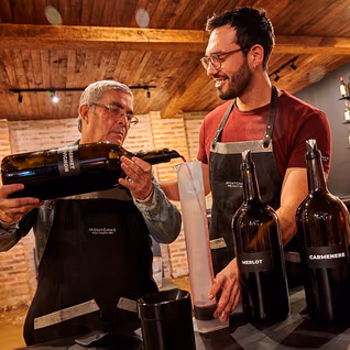 Tour haz tu propio vino MontGras